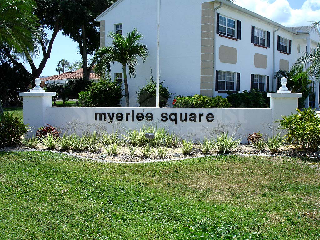 Myerlee Square Signage